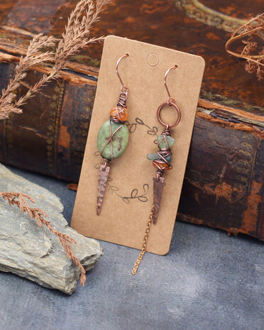 Boucles d'oreilles vikings avec agate verte