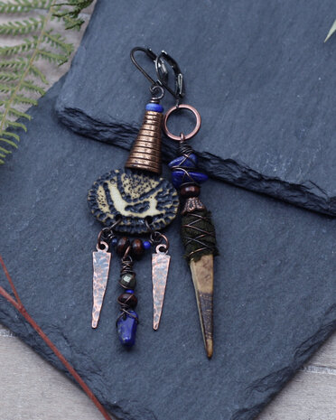 Boucles d'oreilles tribales avec lapis lazuli