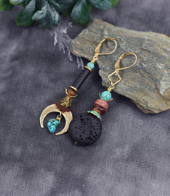 Boucles d'oreilles demi lune avec turquoise