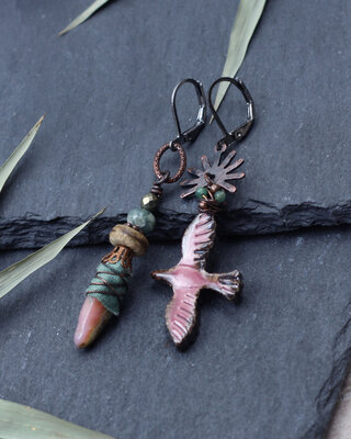 Boucles d'oreilles Oiseau rose cuivre